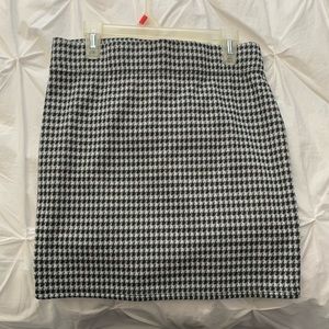 Patterned Skirt- Small